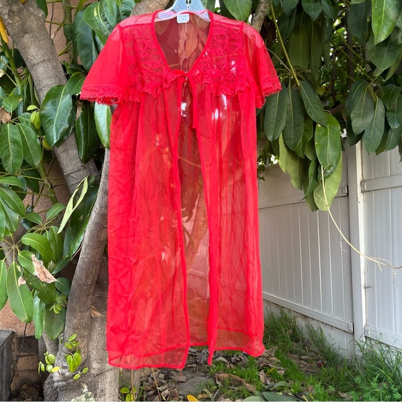 Vintage Elsie of Miami Red Sheer Babydoll Peignoir Robe 🌹. - Picture 3 of 10